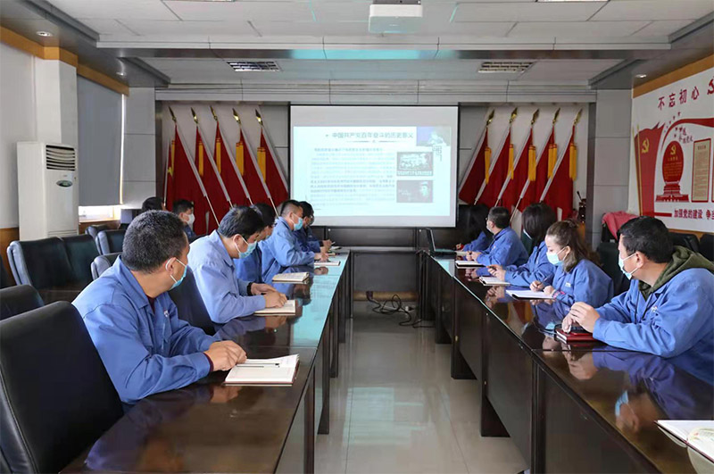 星火機(jī)床公司認(rèn)真學(xué)習(xí)貫徹黨的十九屆六中全會精神