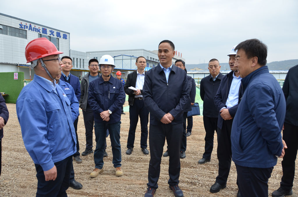 副市長胡志勇調(diào)研星火機(jī)床項(xiàng)目建設(shè)進(jìn)展