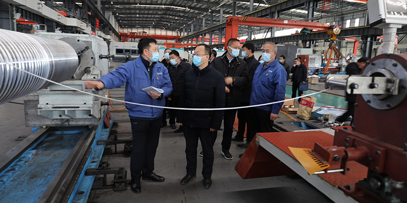 天水市委常委、常務(wù)副市長賈義翔來星火公司調(diào)研