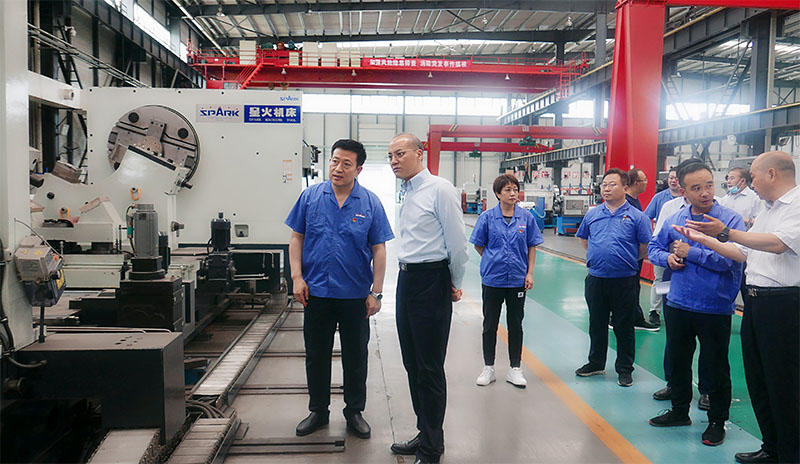 省科技廳廳長張世榮來星火機床調研科技創(chuàng)新工作