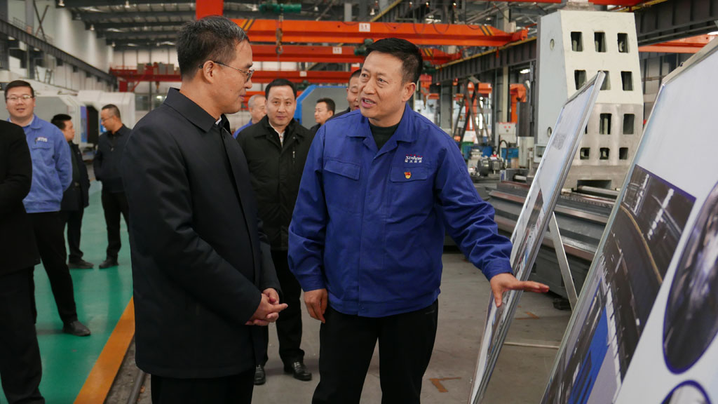 甘肅省委常委、政法委書記劉長根深入包聯(lián)企業(yè)星火機床公司調研