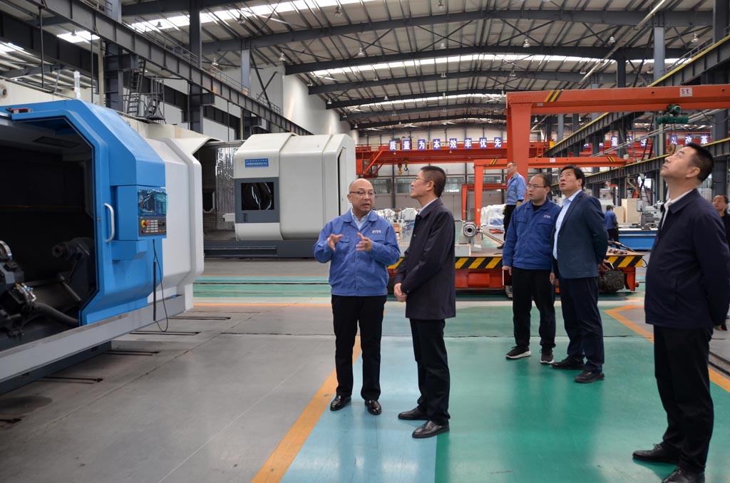 天水市科協(xié)領(lǐng)導(dǎo)來星火機(jī)床調(diào)研 天水市科協(xié)領(lǐng)導(dǎo)來星火機(jī)床調(diào)研