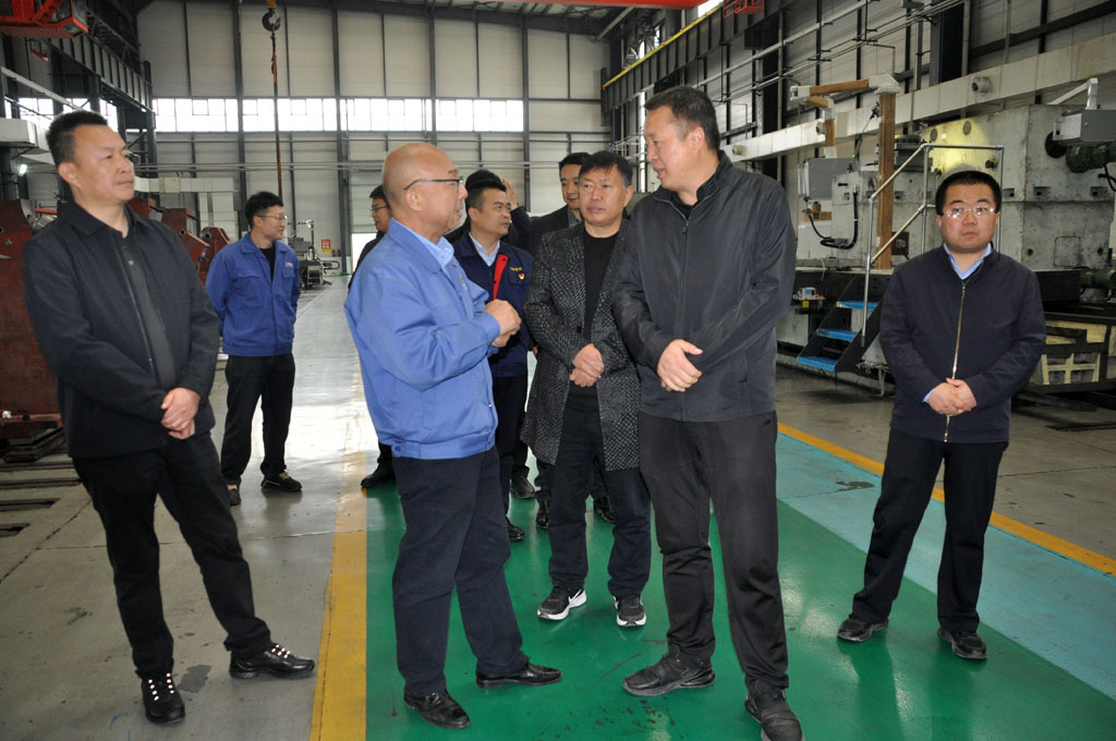 省政府政研室領(lǐng)導(dǎo)一行來星火公司調(diào)研 省政府政研室領(lǐng)導(dǎo)一行來星火公司調(diào)研