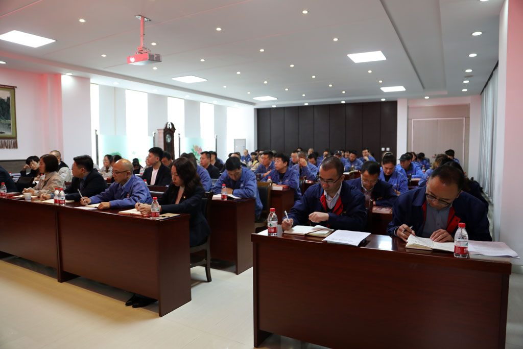 甘肅國投集團學(xué)習(xí)貫徹黨的二十屆三中全會精神輪訓(xùn)班在星火數(shù)控公司舉行