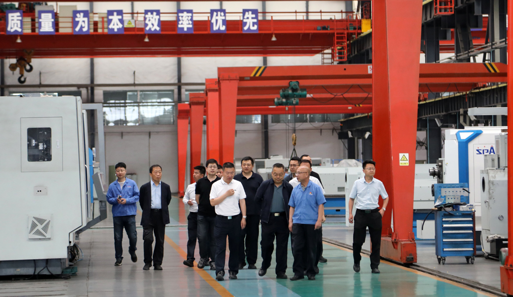 甘肅省發(fā)改委調研組來星火數(shù)控公司調研